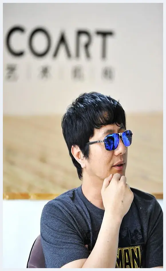 李亚鹏现丽江COART艺术现场 好友郑钧助阵 | 艺术品资料