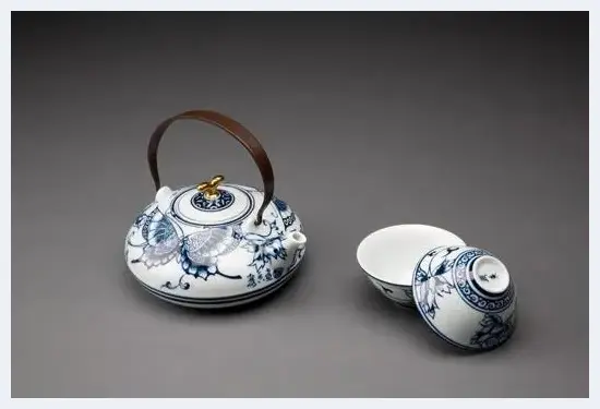 台湾莺歌烧青花艳入选作品 | 艺术品作品