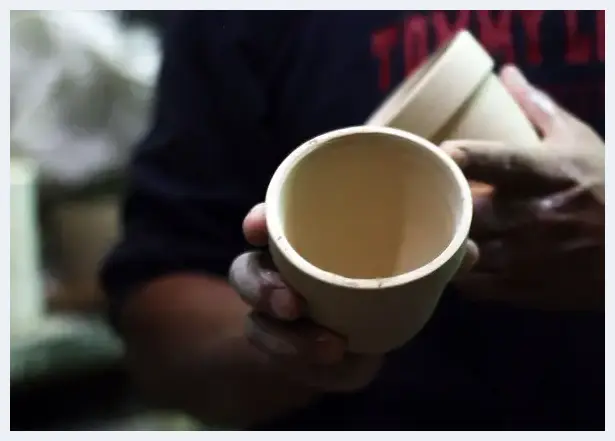 木瓷杯子的诞生 | 陶瓷知识