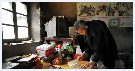 老人家藏近百份清代地契 曾欲做手纸 | 美术品文摘