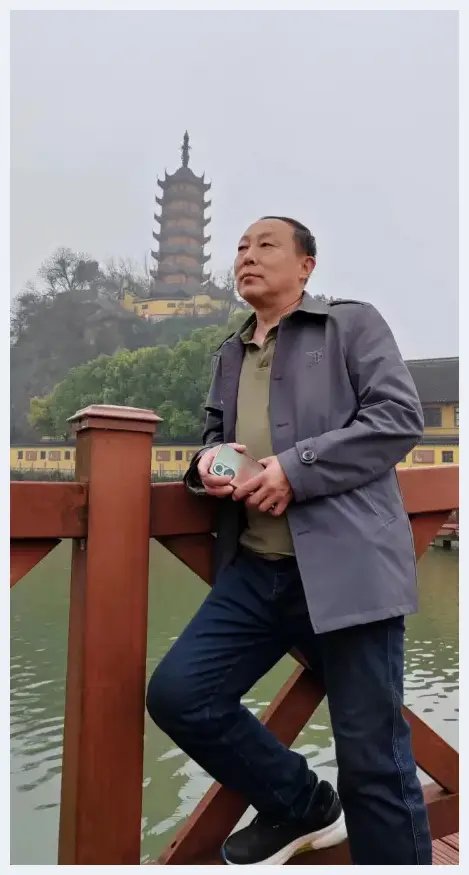 第九届“鸿儒杯”海峡两岸书画大赛专家评审名单揭晓 | 美术品新闻