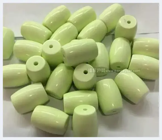 不要被柠檬松的清新外表欺骗 | 艺术品欣赏
