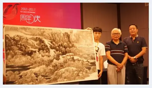 浙江现代画院艺术家，热心公益事业受好评 | 艺术品文摘